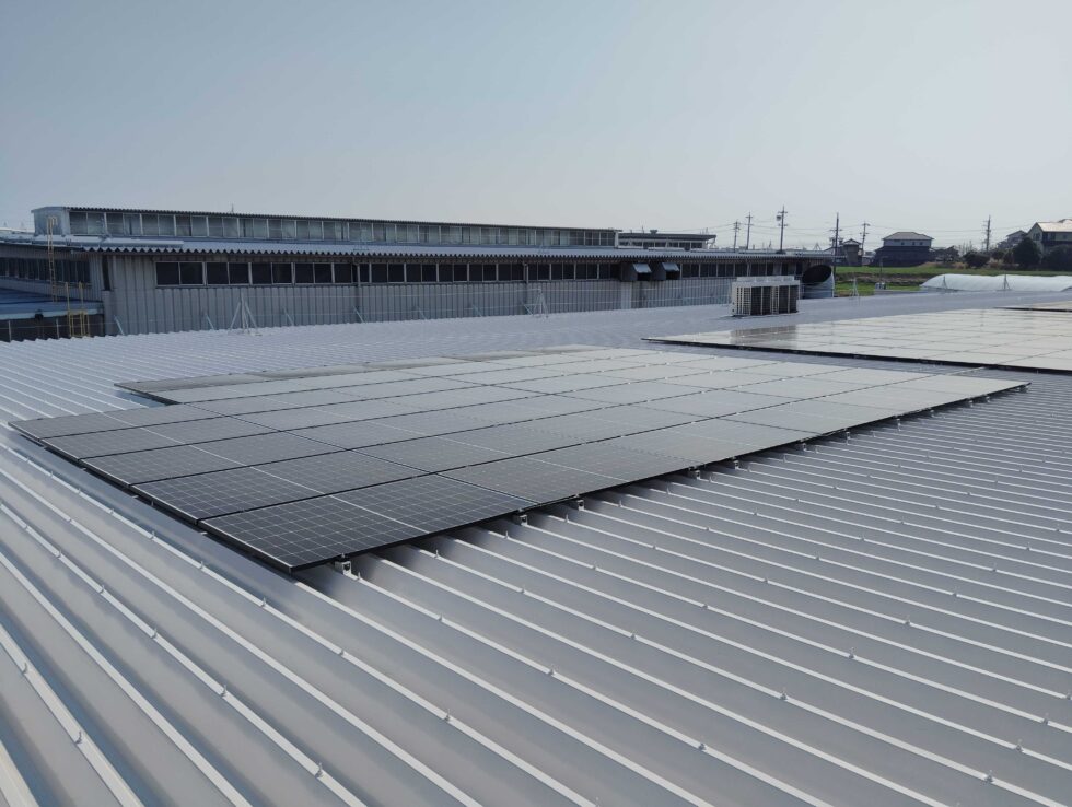 愛知県の工場様｜太陽光発電設備 DC 226.805kWの施工写真